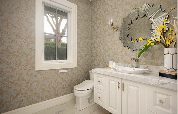 3955 W Broadway Point Grey