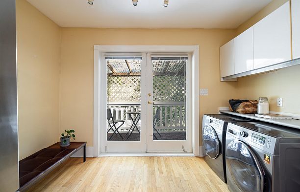 4343 11th Avenue Point Grey