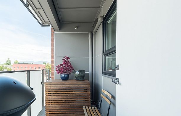 306 202 E 24th Avenue Main