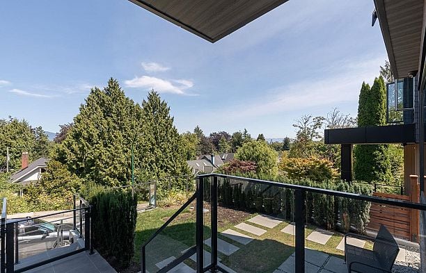1 3536 W 14th Avenue Kitsilano