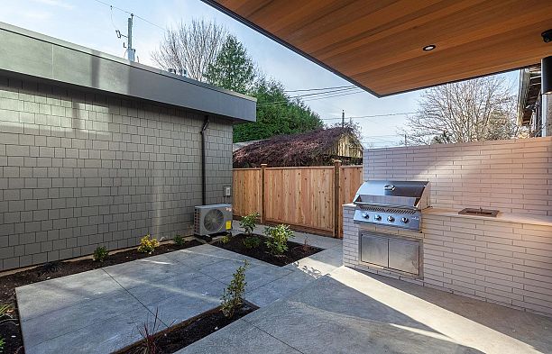 3 2976 W 13th Avenue Kitsilano