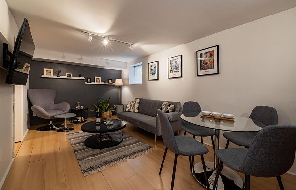 4343 11th Avenue Point Grey