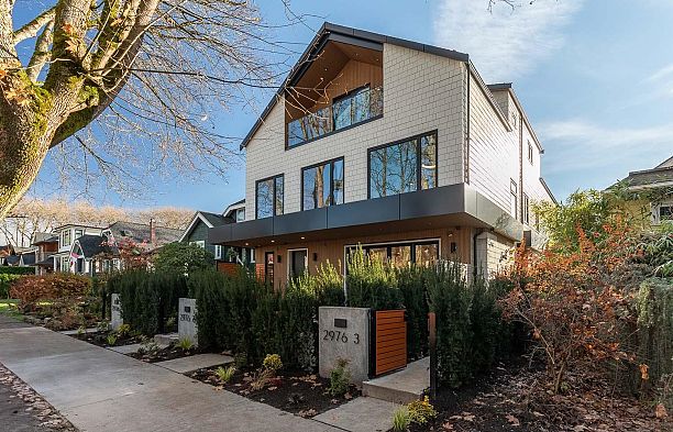 3 2976 W 13th Avenue Kitsilano