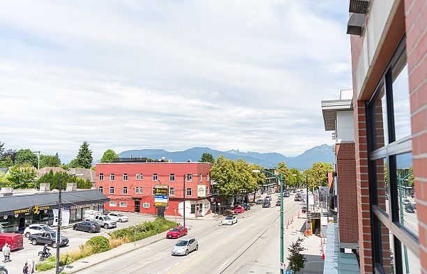 306 202 E 24th Avenue Main