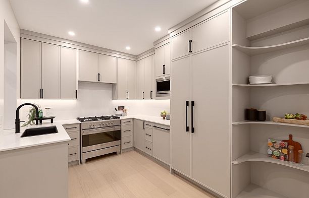 3 2976 W 13th Avenue Kitsilano