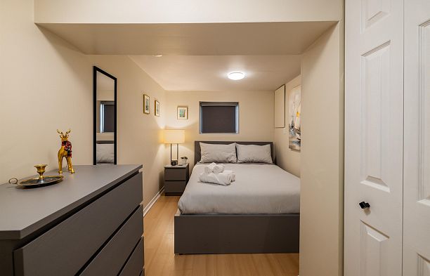 4343 11th Avenue Point Grey