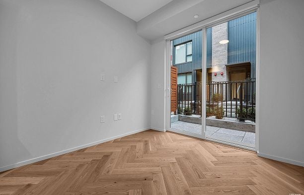 1xx 775 W 49TH AVENUE, Vancouver BC V5Z 2S6 Oakridge VW