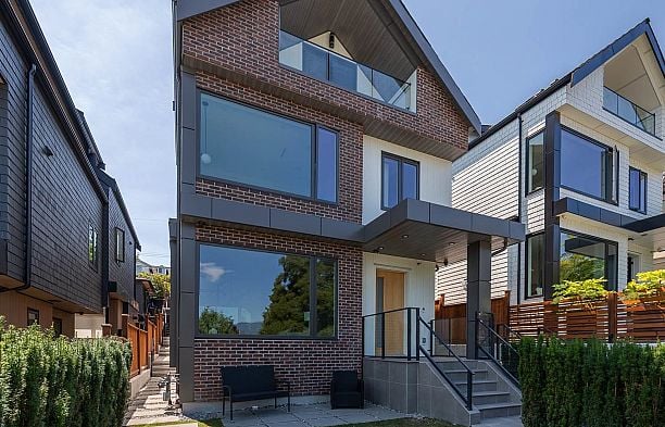 1 3536 W 14th Avenue Kitsilano