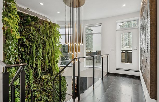 1503/04 283 Davie Street Yaletown