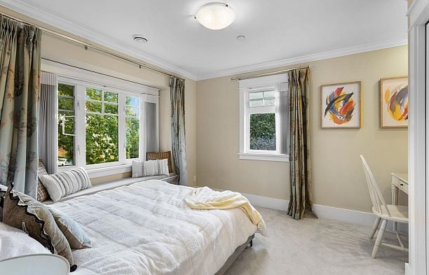 3895 W 23rd Avenue Dunbar