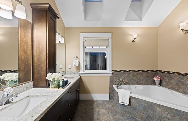 3895 W 23rd Avenue Dunbar