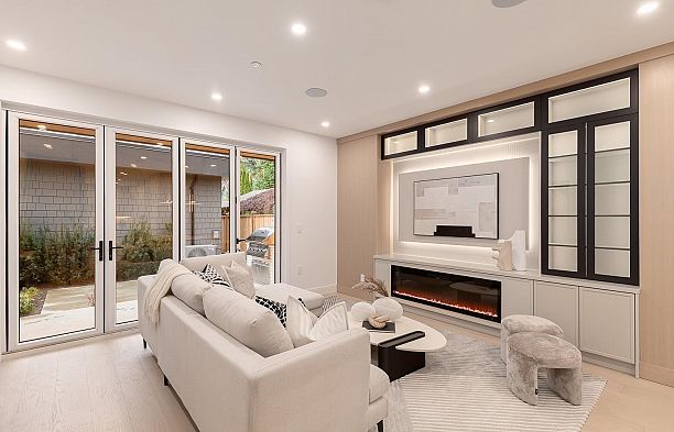 3 2976 W 13th Avenue Kitsilano