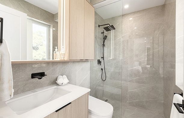 1 3536 W 14th Avenue Kitsilano