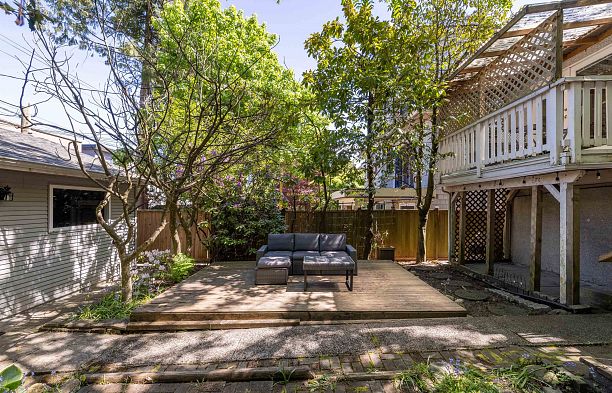 4343 11th Avenue Point Grey