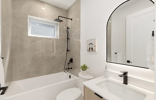 1 3536 W 14th Avenue Kitsilano