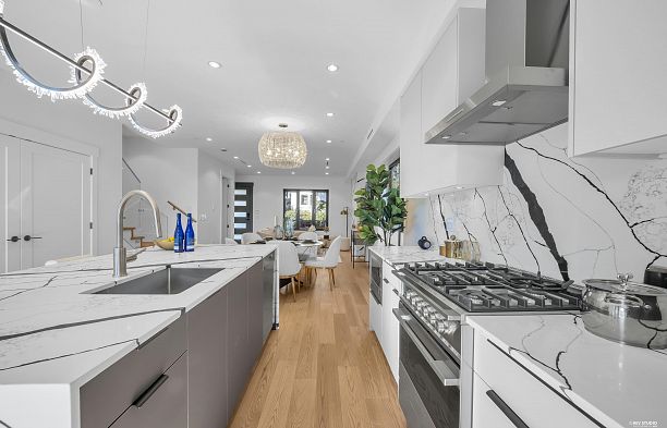 1 1722 W 68th Avenue S.W. Marine