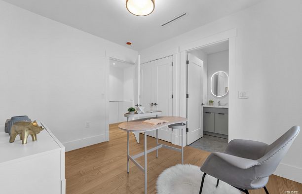 1 1722 W 68th Avenue S.W. Marine