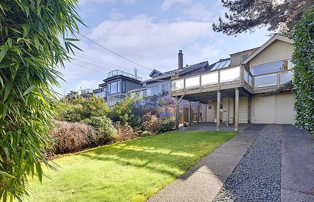 3657 W 14th Avenue Point Grey