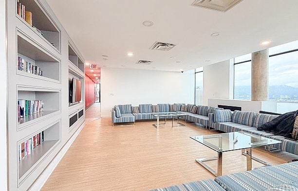 PH4 108 Cordova Street Downtown VW