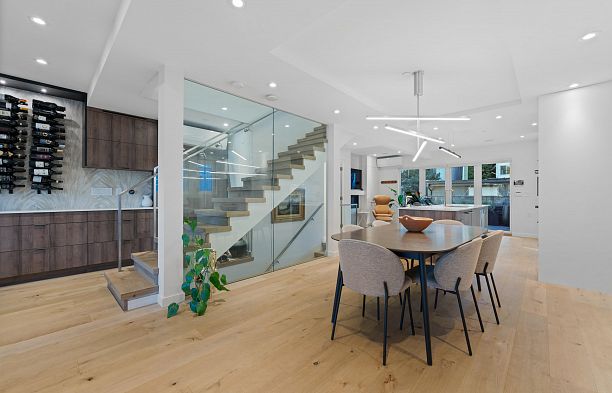 2142 W 1st Avenue Kitsilano