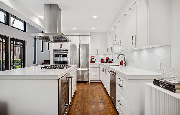 3814 W 11 Avenue Point Grey