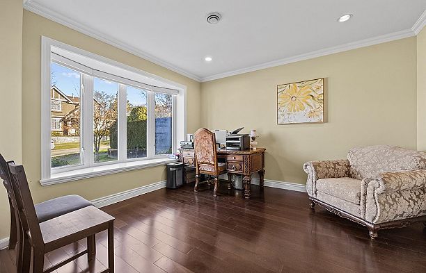 2288 W 20th Avenue Arbutus