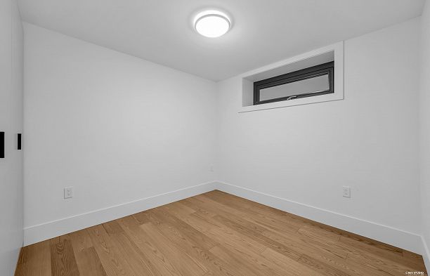 1 1722 W 68th Avenue S.W. Marine