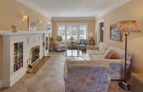 3657 W 14th Avenue Point Grey