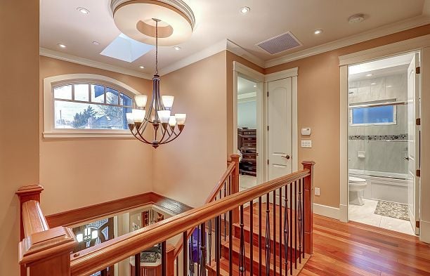 66 W 44th Avenue Oakridge VW