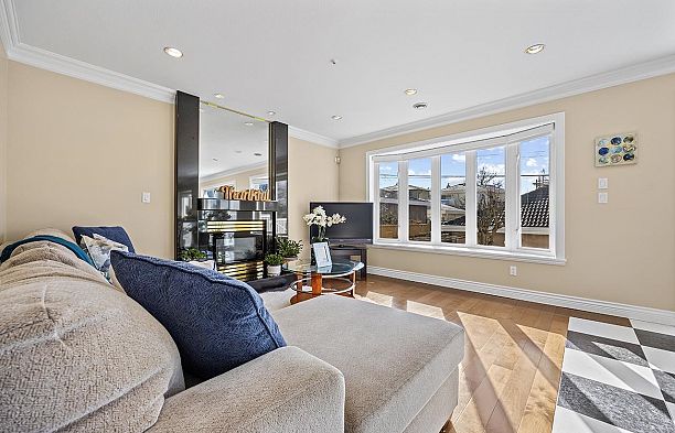 2288 W 20th Avenue Arbutus