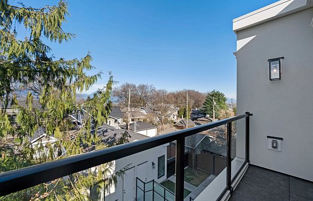 3581 W 19th Avenue Dunbar