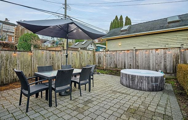 3814 W 11 Avenue Point Grey