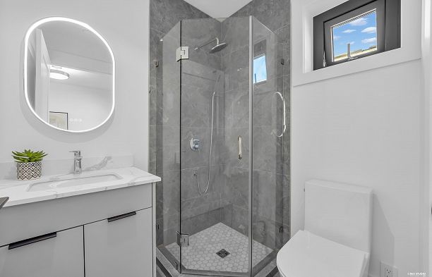 1 1722 W 68th Avenue S.W. Marine