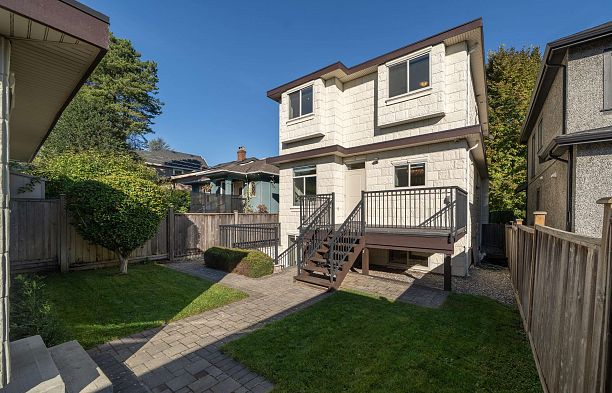 3716 W 17th Avenue Dunbar