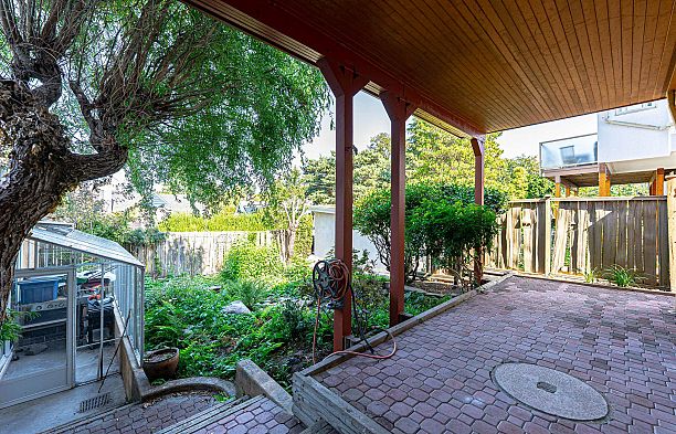 4327 Locarno Crescent Point Grey