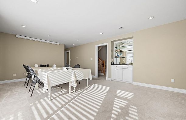 2288 W 20th Avenue Arbutus