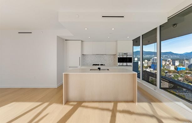 1604 1180 Broughton Street West End VW