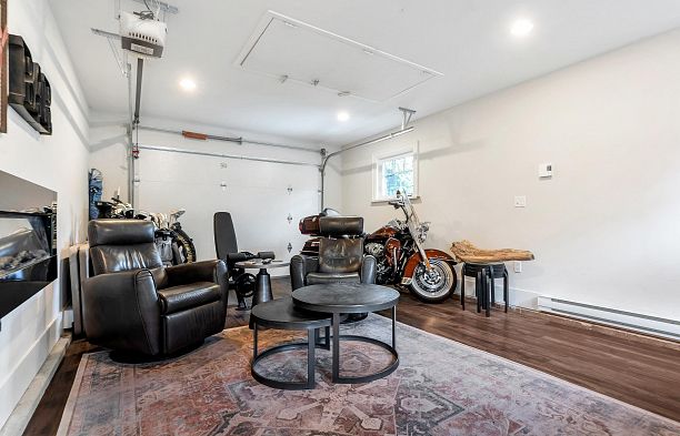 3955 Dunbar Street Dunbar