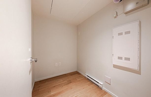 131 765 W 49TH AVENUE, Vancouver BC V5Z 2S6 Oakridge VW