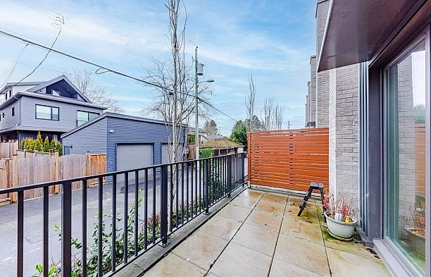 131 765 W 49TH AVENUE, Vancouver BC V5Z 2S6 Oakridge VW