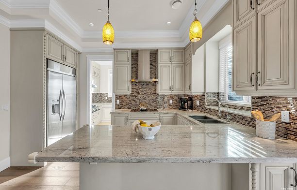 3369 Puget Drive Arbutus