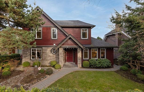 3936 Quesnel Drive Arbutus