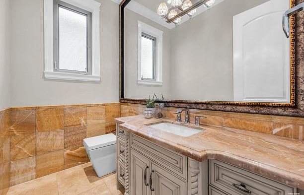 3369 Puget Drive Arbutus