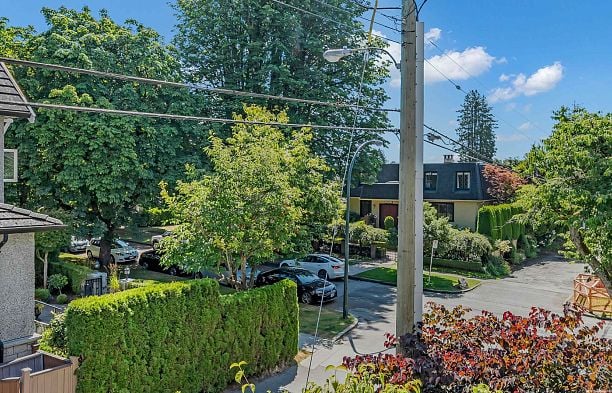 204 2089 W 43rd Avenue Kerrisdale