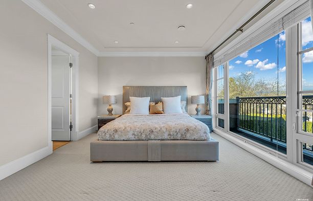 3369 Puget Drive Arbutus