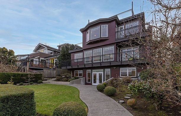 3936 Quesnel Drive Arbutus