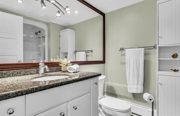 4072 Ontario Street Main