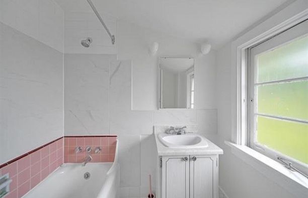 5030 Blenheim Street MacKenzie Heights