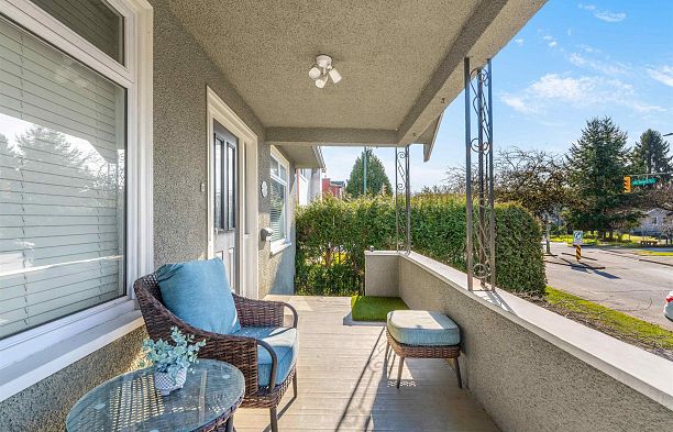 4072 Ontario Street Main