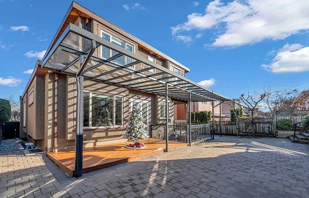 3369 Puget Drive Arbutus